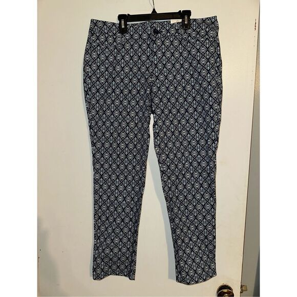 St John’s Bay Mid rise Ankle pants women size 12 NWT - Picture 1 of 4